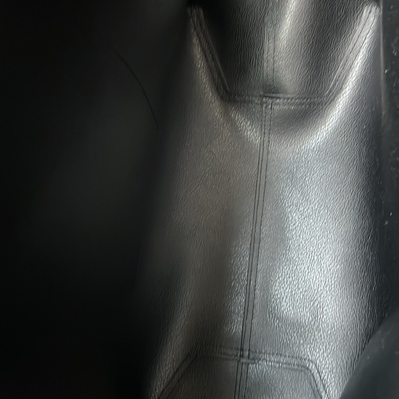 Kate Spade NYC Black Leather Tote Bag - Picture 9 of 10